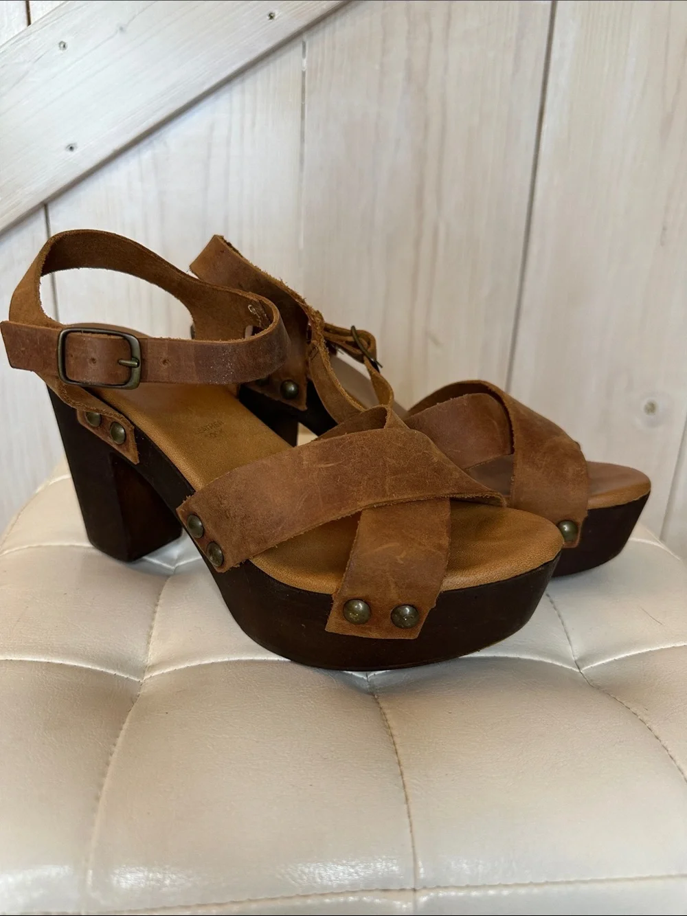 Women’s Brown Suede Platform Sandals
